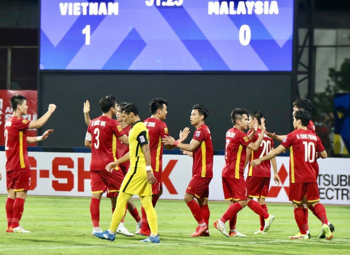 Pasukan bola sepak kebangsaan vietnam lwn pasukan bola sepak kebangsaan malaysia