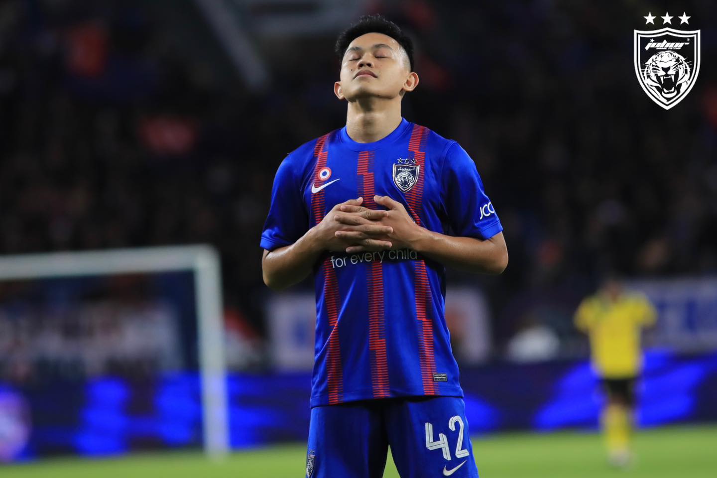 Arif Aiman Rangkul 3 Anugerah Di ABK22