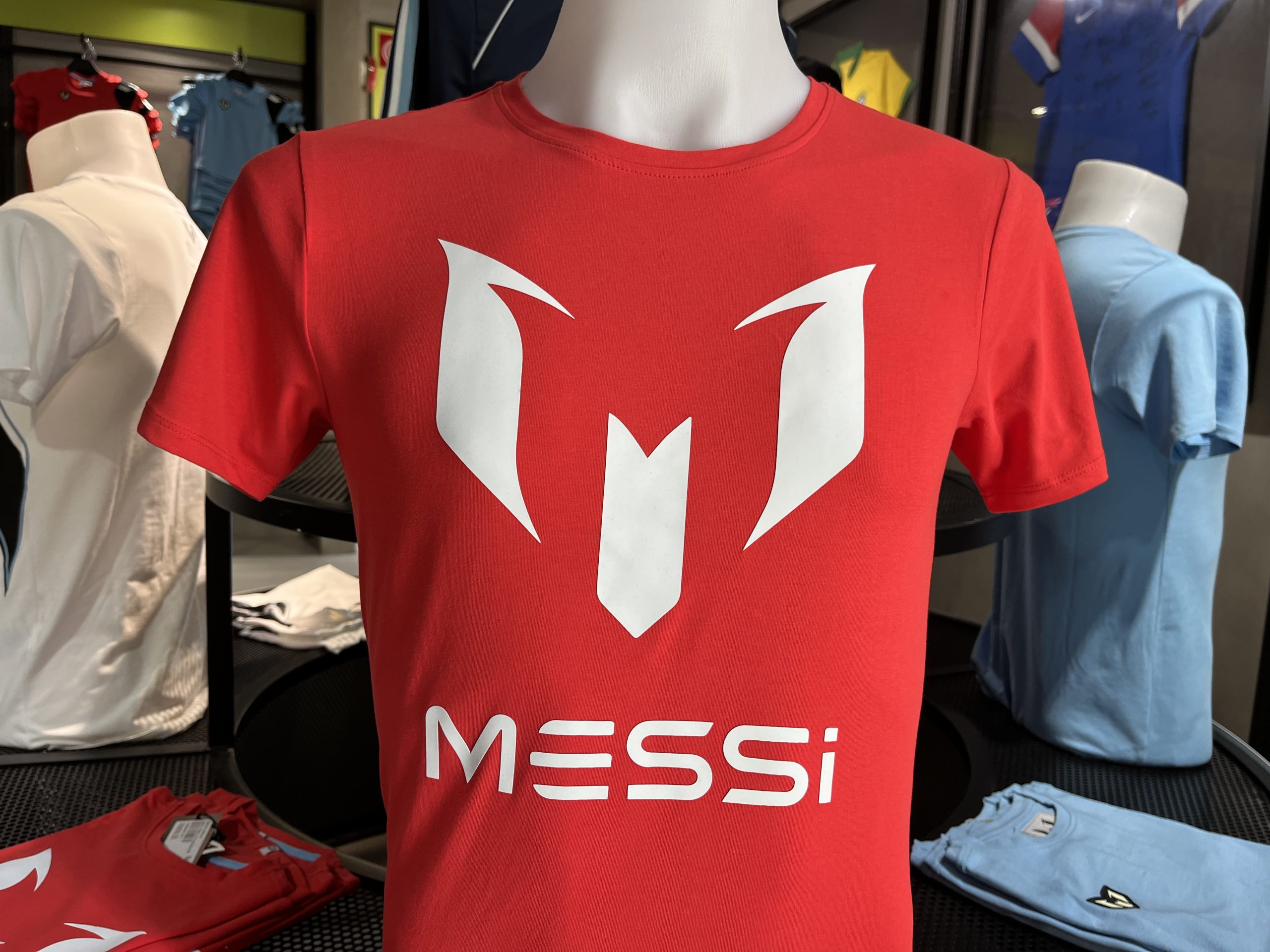 Al-Ikhsan Dapat Hak Jualan Eksklusif Jenama Messi Selama 3 Tahun