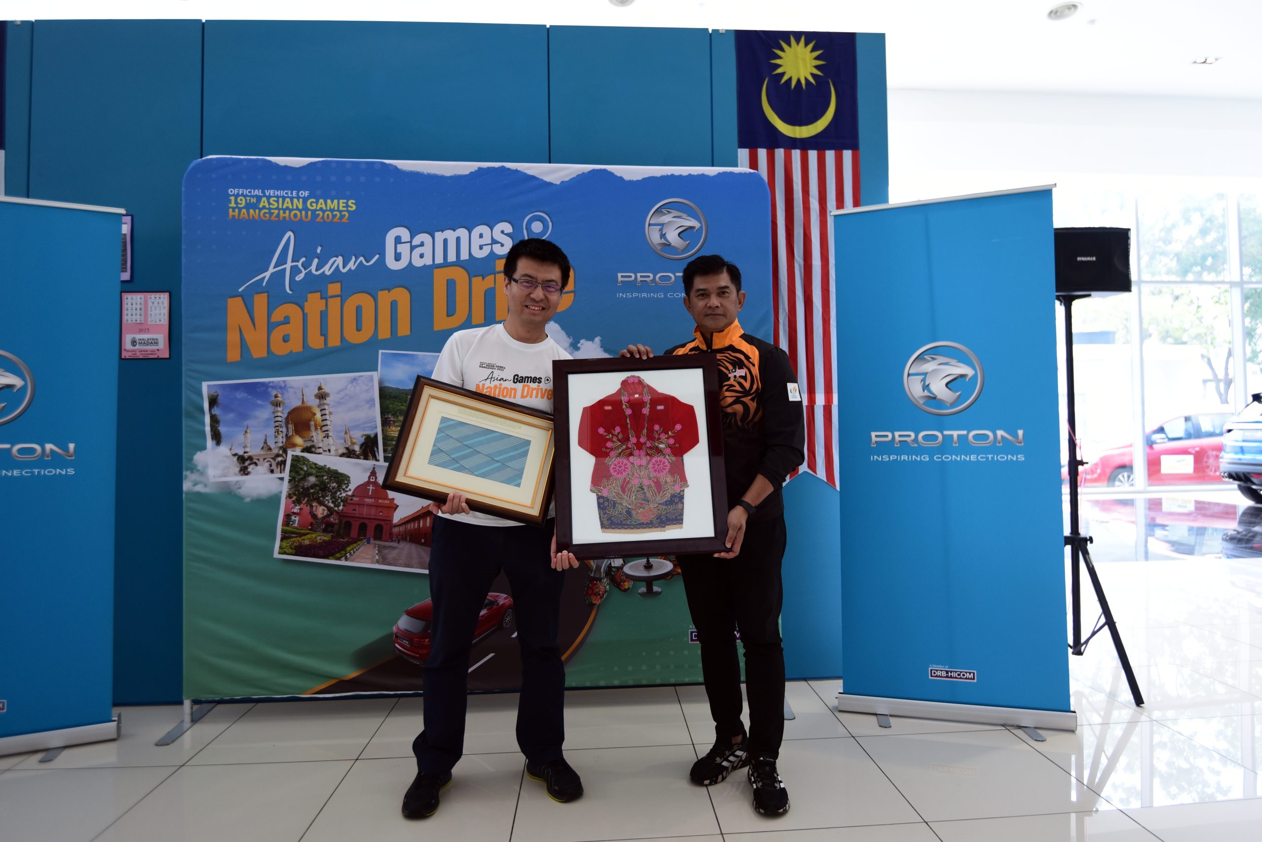 Legenda Hoki Serah Tenun Pahang, Kebaya Nyonya Untuk Dipamerkan Di Muzium Sukan Asia