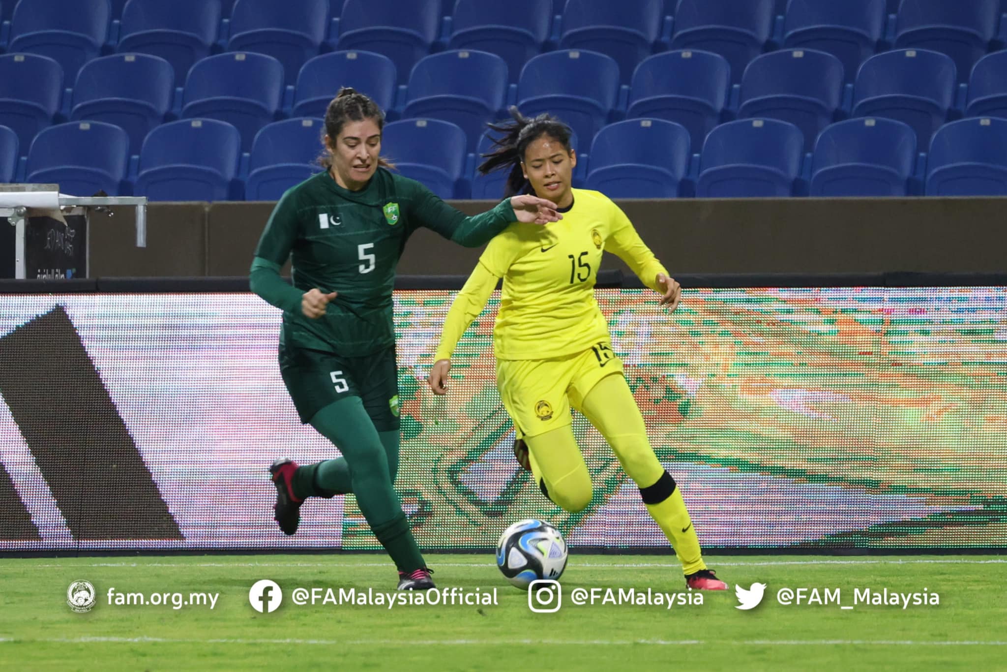 Malayan Tigress Diikat Tanpa Jaringan Pasukan Ranking 157