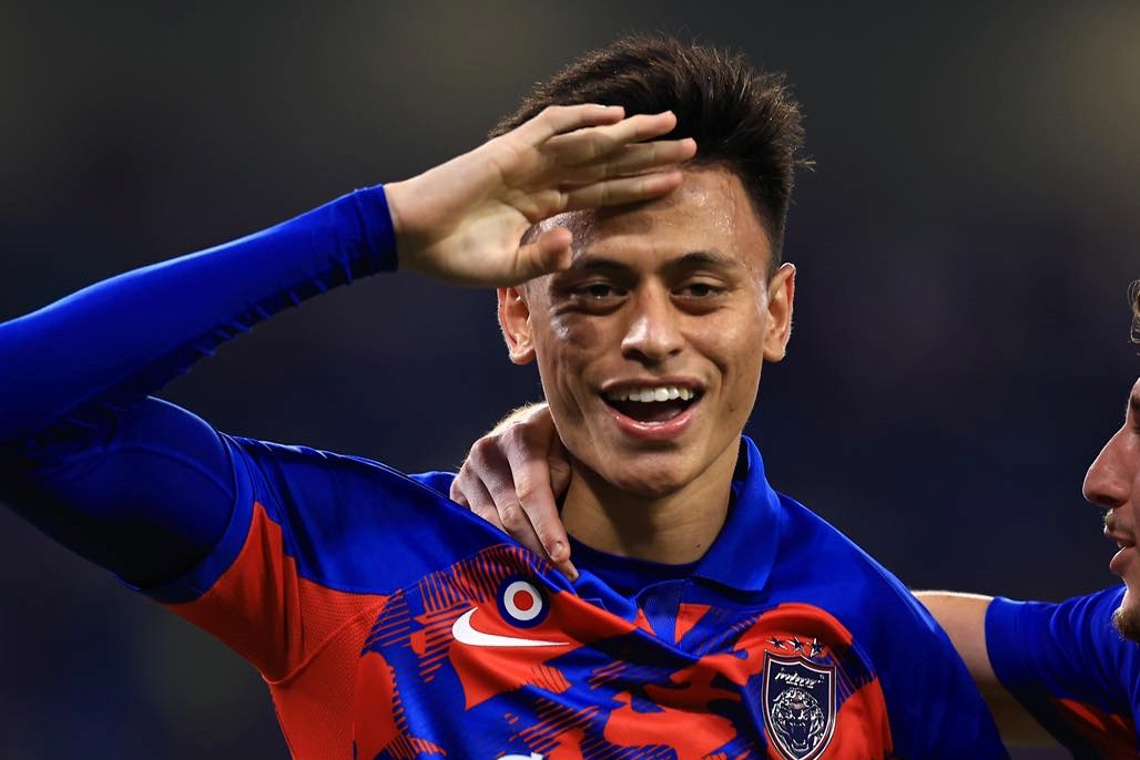 Pan-gon Rancang Panggil Feroz, Tetapi Feroz Rancang Berkahwin