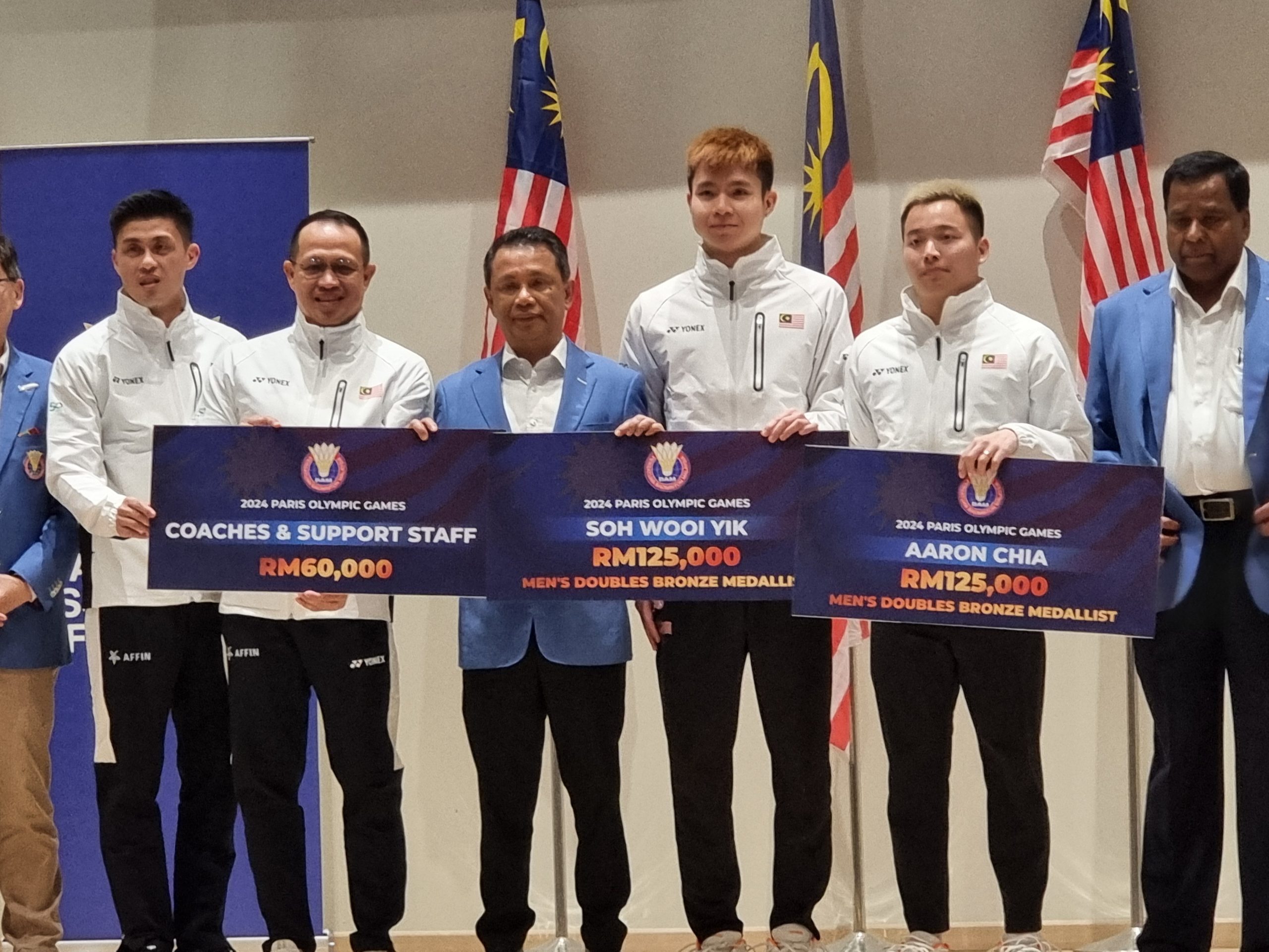 BAM Beri Ganjaran RM125,000 Seorang Kepada Aaron Chia & Soh Wooi Yik