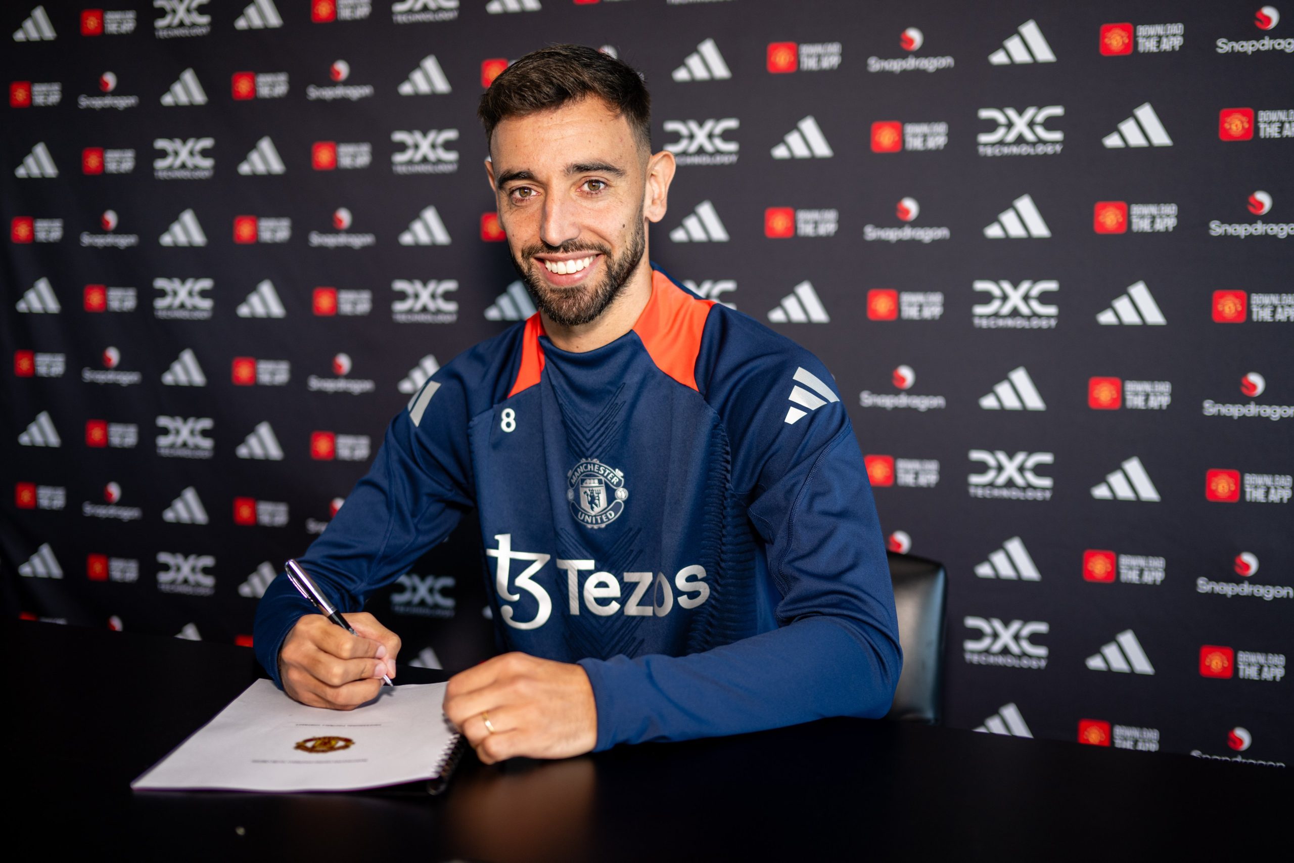 Bruno Fernandes Tandatangan Kontrak Baharu 3+1 Tahun
