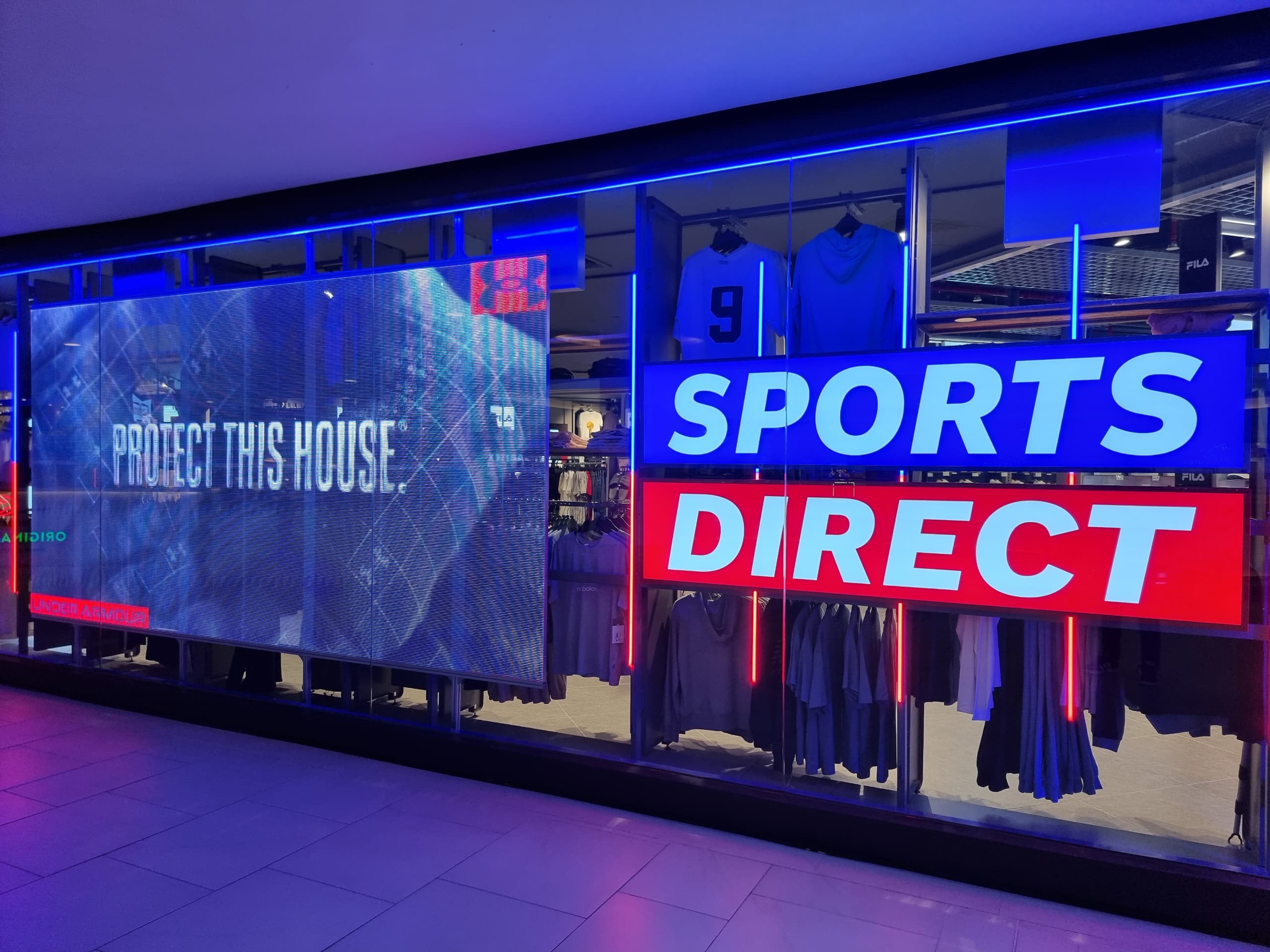 Sports Direct Buka ‘Flagship Store’ Yang Pertama Di Malaysia