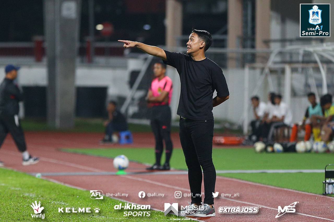 Shahrom Kalam Ganti Conor Nestor Sebagai Penolong Ketua Jurulatih Selangor FC