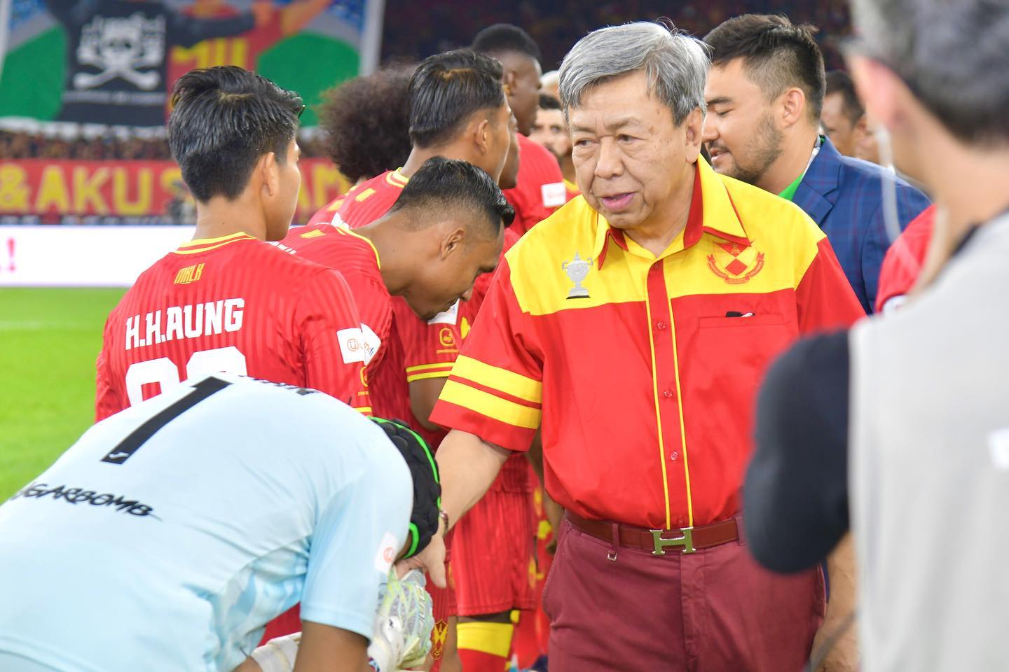 Pesanan Sultan Sharafudin Kepada Pengurusan Selangor FC, Ultrasel – Jaga Tingkah Laku