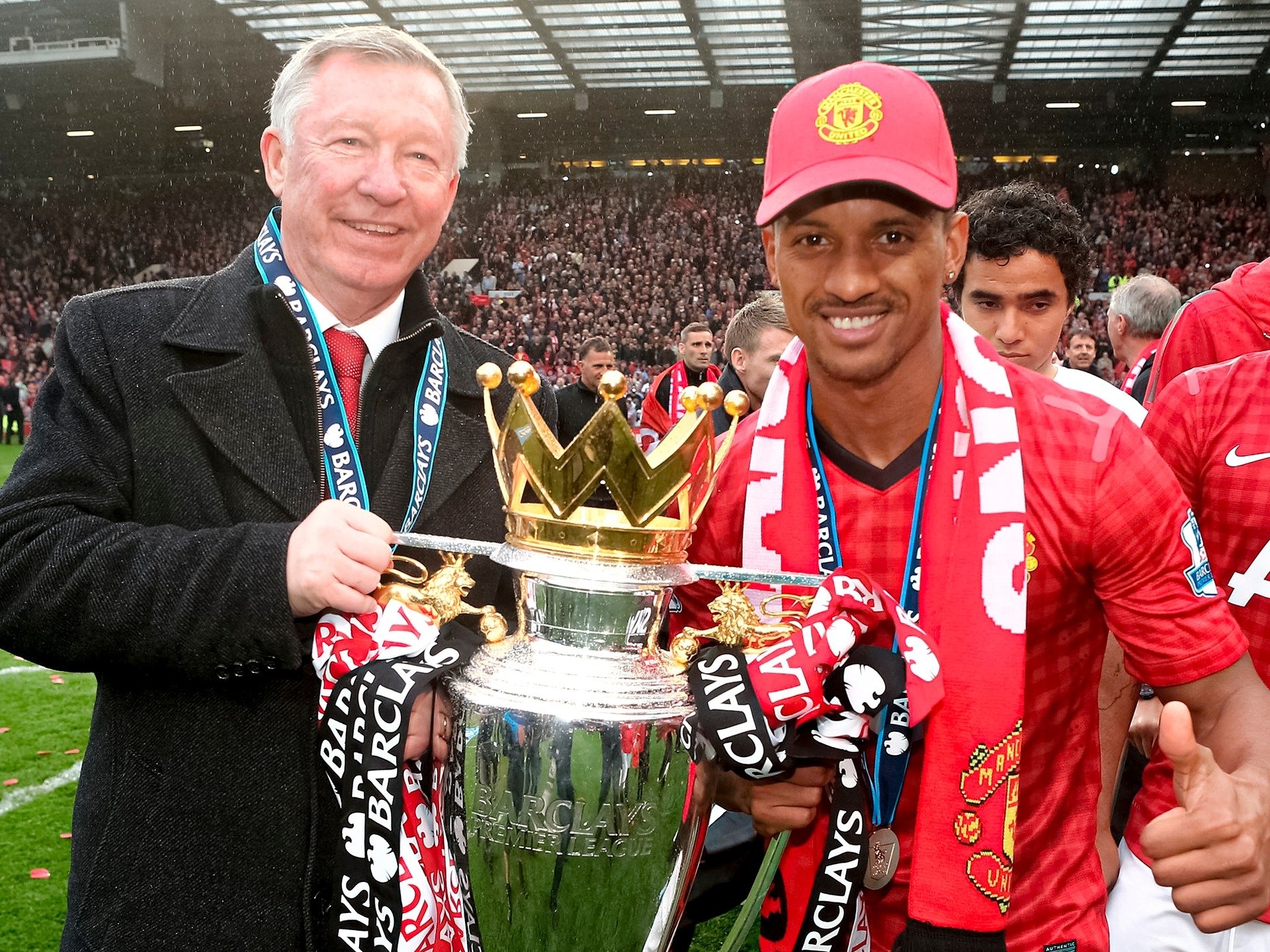 Bekas Bintang Manchester United, Luis Nani Gantung But Pada Usia 38 Tahun