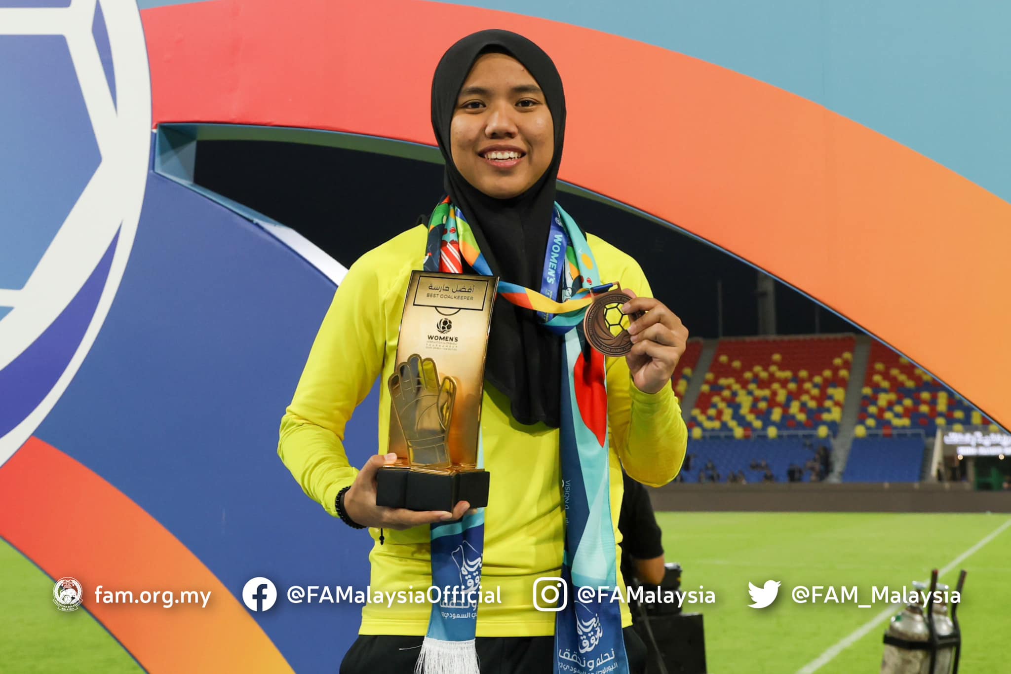 Kelab Liga Eropah Ikat Khidmat Penjaga Gol Wanita Kebangsaan, Nurul Azurin
