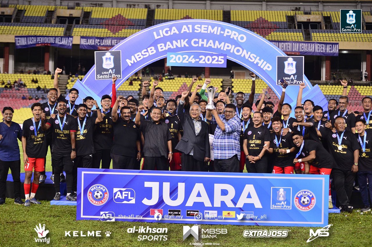 Melaka FC Julang Trofi Liga A1 Semi-Pro, Raih Wang Tunai RM100,000