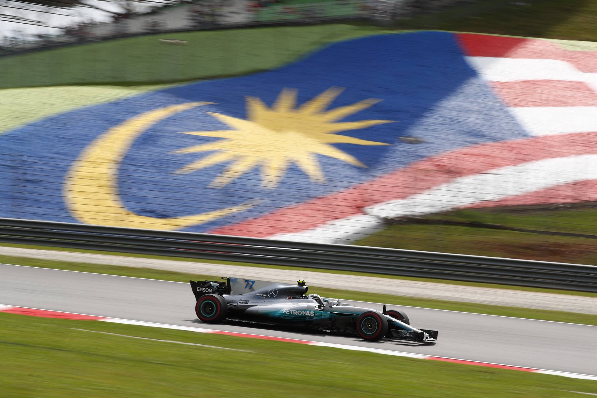 F1 Bukan Satu Keperluan Bagi Malaysia Buat Masa Ini – Hannah Yeoh