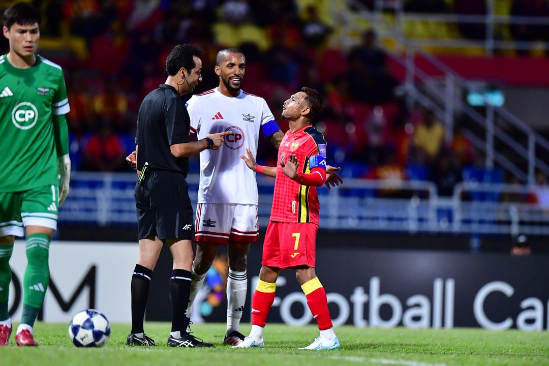ACL2: Selangor FC Kalah, Bolos 4 Gol, Kutip Kad Merah