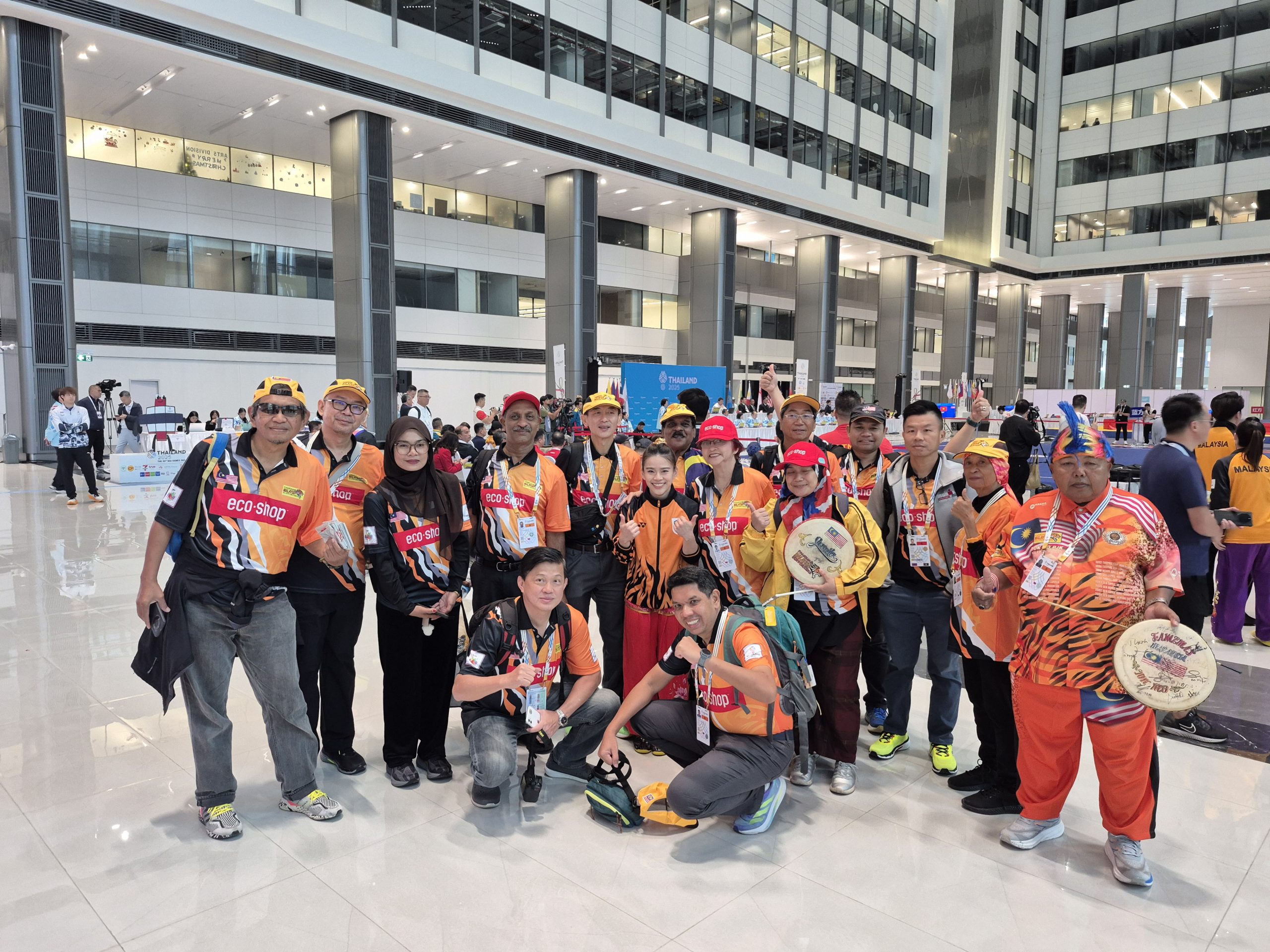 Delegasi Eco-shop x Famemas Semarak Sokongan Buat Atlet Malaysia Di Sukan SEA 2025