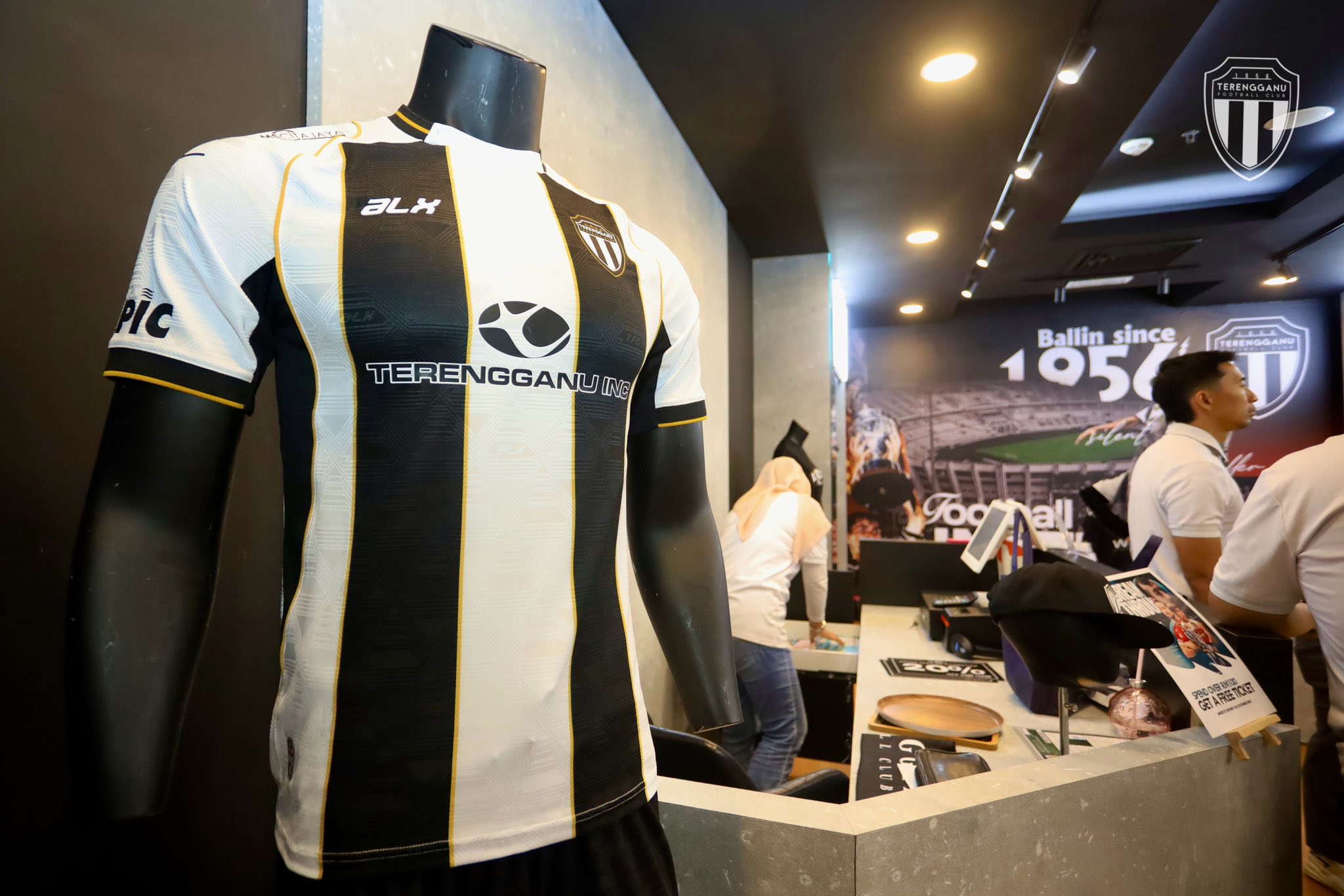 Terengganu FC Buka ‘Merchandise Store’ Di Lapangan Terbang – Tarik Pelancong Dalam & Luar Negara