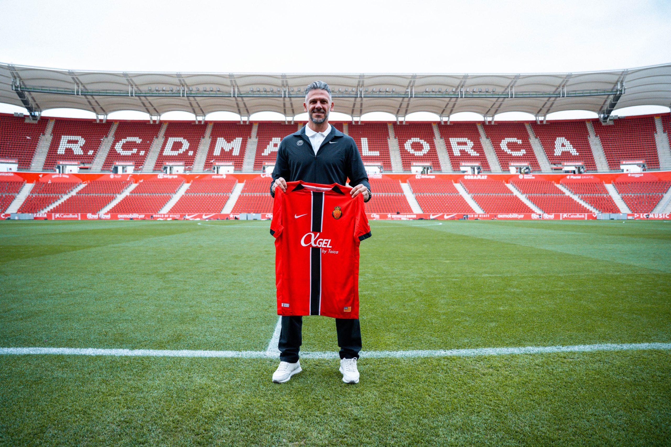 Martin Demichelis Diperkenalkan Di Stadium Mallorca Son Moix