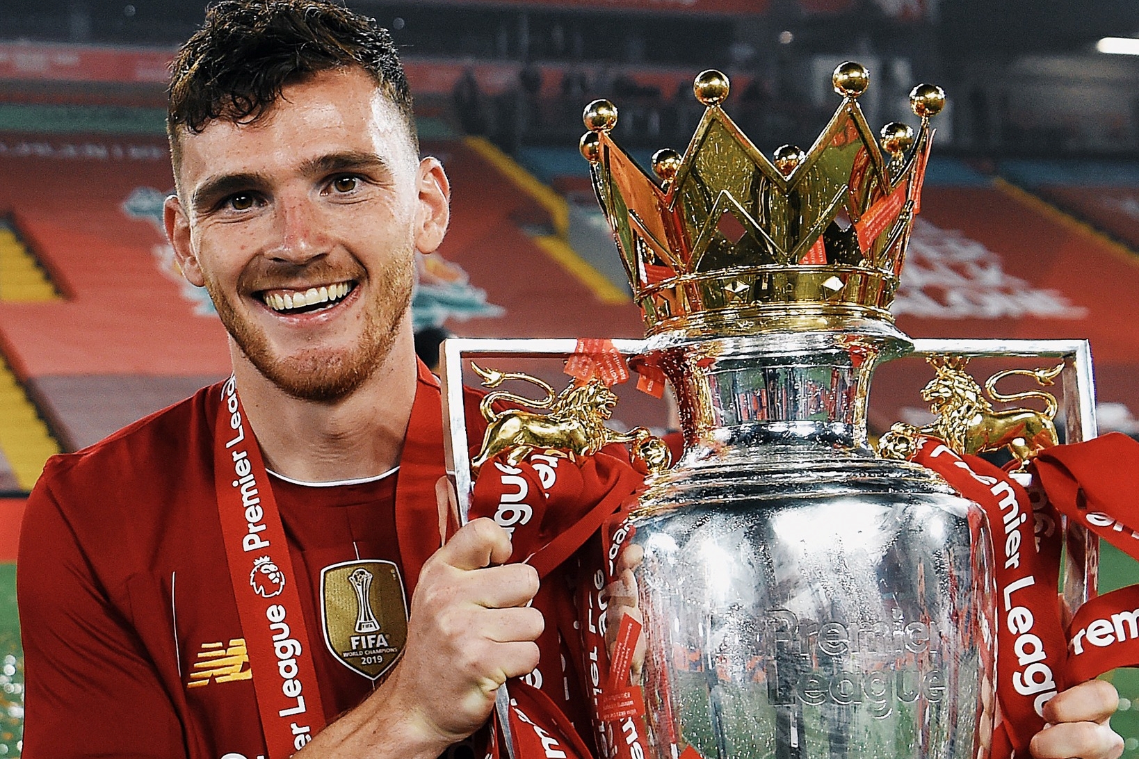 Selepas Salah, Robertson Pula Tinggalkan Liverpool