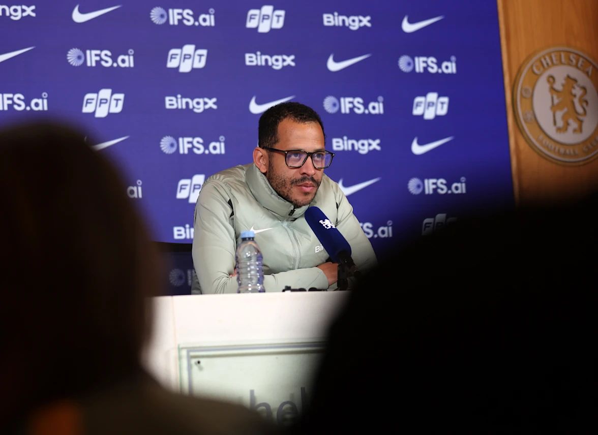 Tandatangan Kontrak Hingga 2032, Berpisah Selepas 14 Minggu