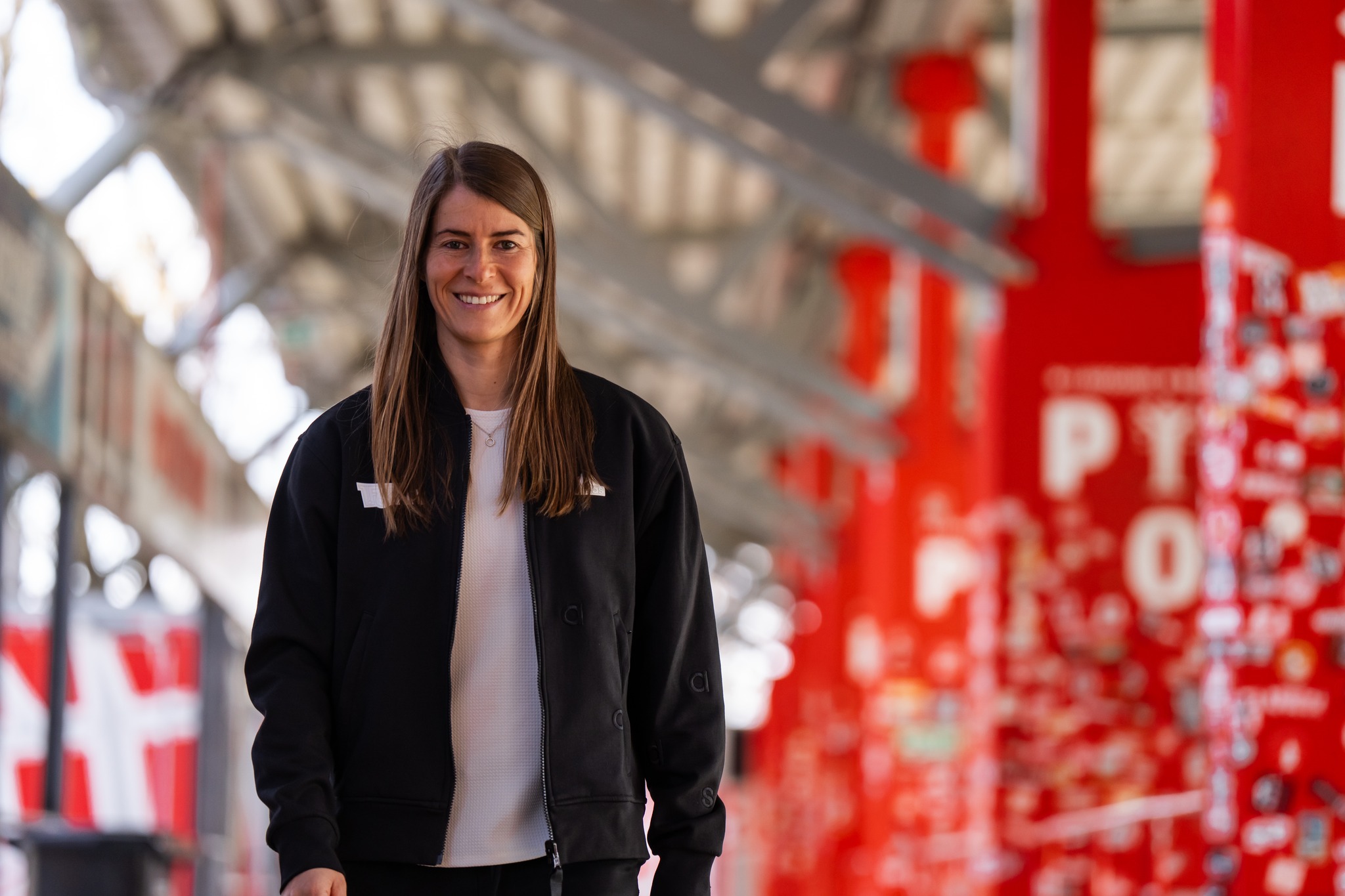 Kenali Marie-Louise Eta: Ketua Jurulatih Wanita Pertama Bundesliga