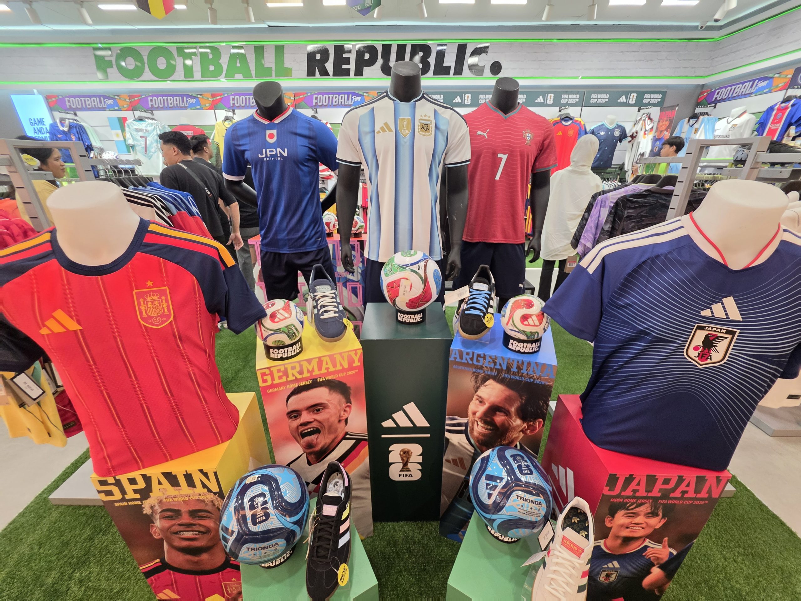 Al-Ikhsan Lancar Kempen Football Fever 2026 – Tawar Barangan Rasmi Piala Dunia