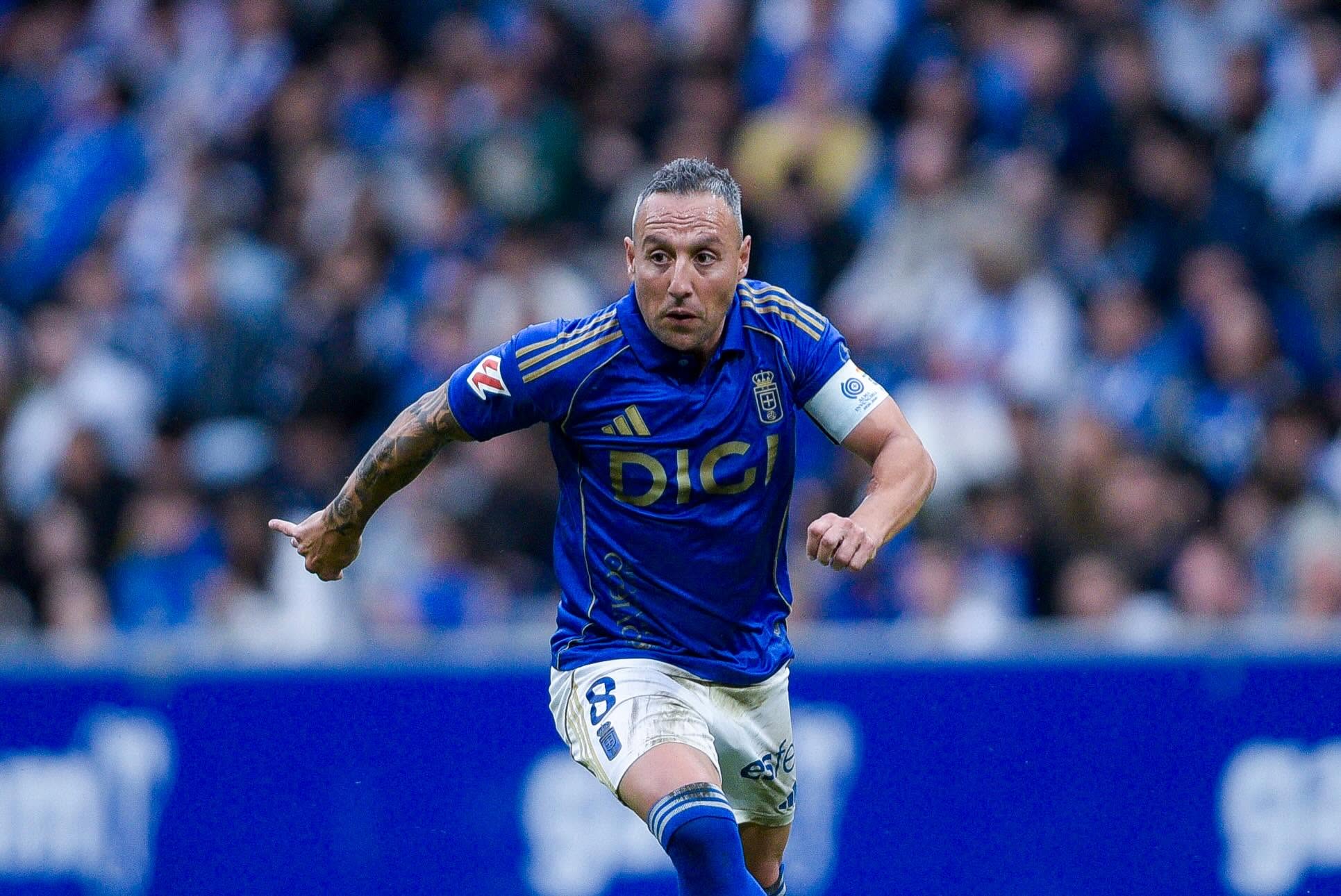 Bekas ‘Playmaker’ Arsenal Bersara Pada Usia 41 Tahun