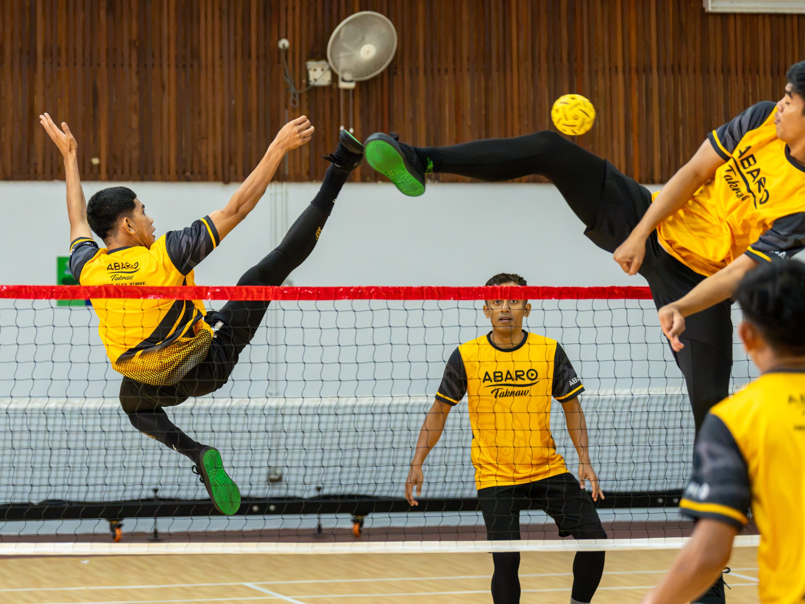 SUKMA: Skuad Sepak Takraw Selangor Sarung Kasut Abaro